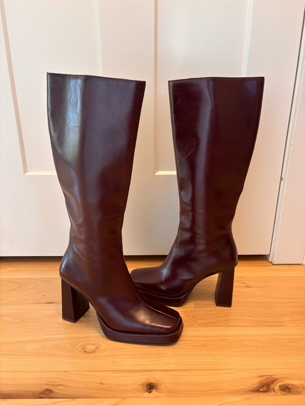 Jeffrey Campbell Maximal Boots Burgundy Sz 9